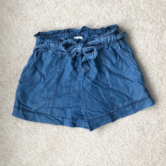 H&M Pants - H&M Denim Tied Shorts - Sz 6